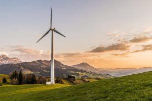 Wind or Solar: which is better for your home?